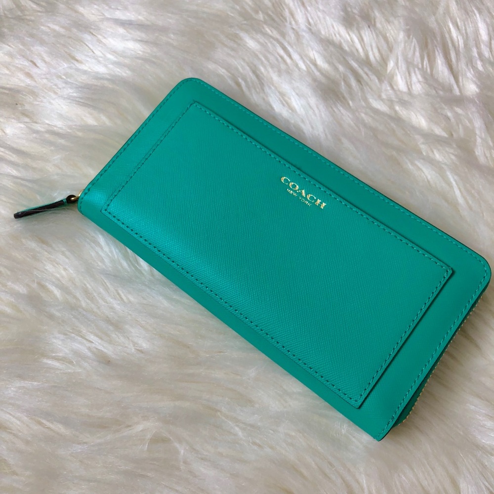 Coach Darcy Accordion Zip Wallet Saffiano Leather